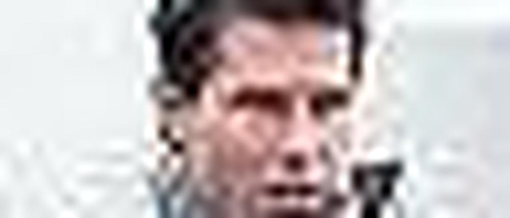 Jack (Tom Cruise) ist einer von zwei letzten Überlebenden auf dem Planeten Erde.