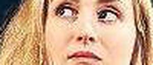 Julie Gayet spielt die Chansonsängerin Silvie. 