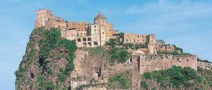 Sehnsuchtsweiten. Das Castello auf Ischia. Foto: Rainer Kiedrowski/p-a/DuMont