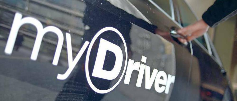 Glanz und Chauffeur.  Der Limousinendienst My-Driver will den Konkurrenten Blacklane überholen – mithilfe der Mutter Sixt. Foto: dpa