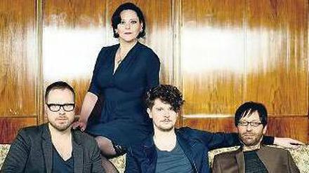 Neustart. AnNa R. singt jetzt bei der Band Gleis 8.