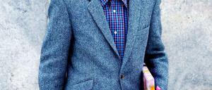 Der Sohn. Aris Fioretos skizziert seinen Vater mit burleskem Humor.