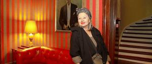 Auch Schauspielerin Hanna Schygulla will das Hotel retten.