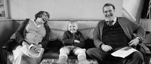 Buddy (Jude Hill) wächst in einer liberalen, von seinen Großeltern Granny (Judi Dench) und Pop (Ciarán Hinds) geprägten Protestantenfamilie auf.