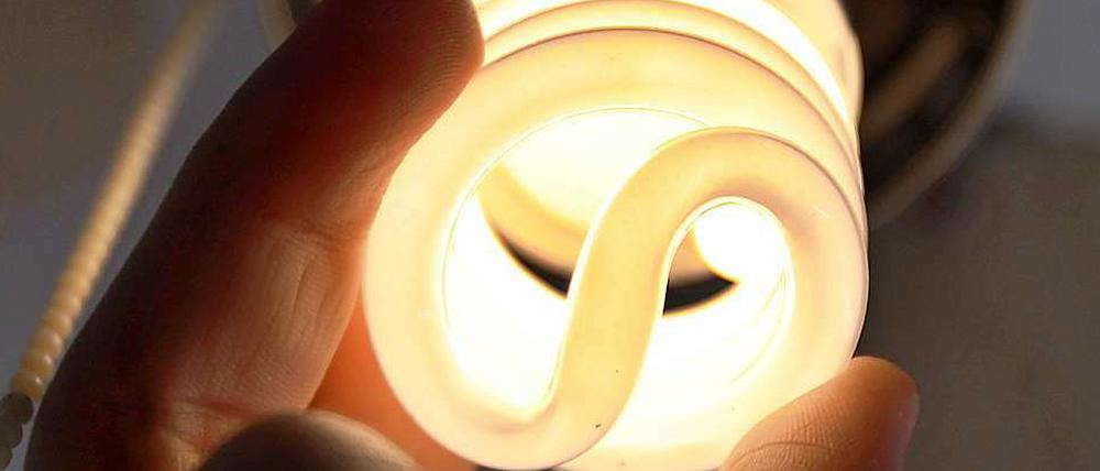 Ein Weg Energie zu sparen: Energiesparlampen.