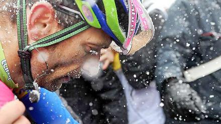 Danilo Di Luca beim Giro d’Italia 2013 wegen einer positiven Epo-Probe aus dem Peloton gezogen