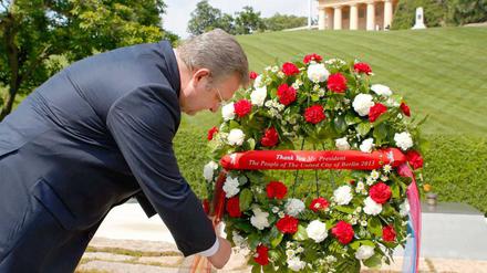 Vorbild Kennedy. Wie der frühere US-Präsident benutzte auch Innensenator Frank Henkel phonetische Hinweise in seinem Manuskript für seine Rede in Washington. In der Schule hatte Henkel, der im Osten geboren wurde, kein Englisch.