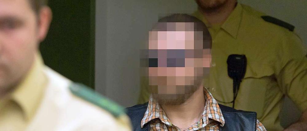 Der Angeklagte André E. Ihm wird Beihilfe zum Mord vorgeworfen.