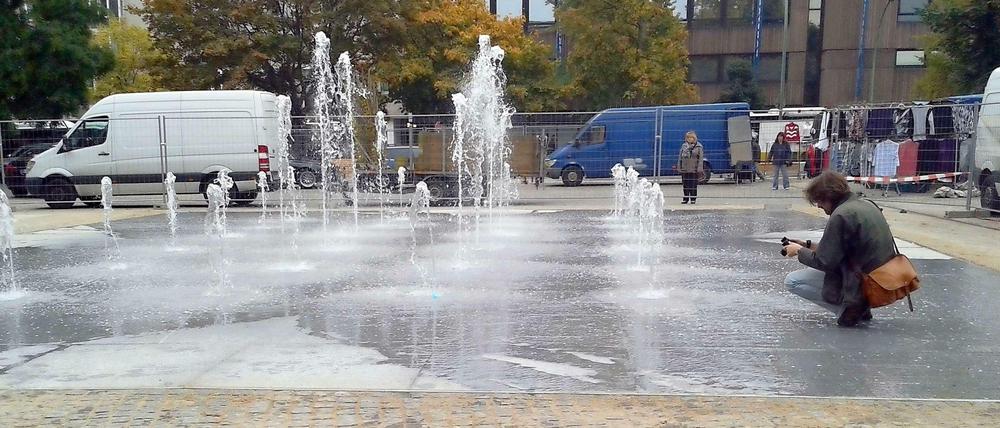 Spring, Brunnen, Spring: Das neue Fontänenfeld auf dem Leopoldplatz bei einem Test Anfang Oktober.