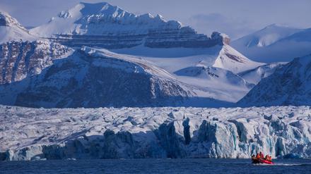 Polarmeer vor Norwegen: Wegen des Kriegs in der Ukraine haben viele Staaten den Kontakt zu Russland weitgehend abgebrochen. Das gefährde ihre Arbeit, klagen Klimaforschende.