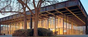 Denkmal der Moderne. Mies van der Rohes Neue Nationalgalerie, 1968 eröffnet, ist in 46 Jahren nicht einmal saniert worden.