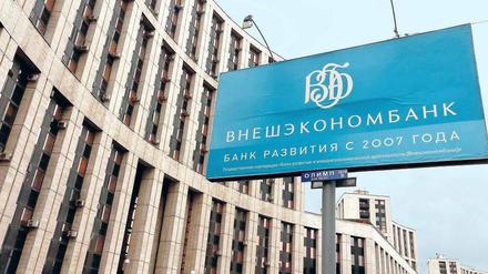 Die Vneshekonombank (VEB), die zu sowjetischen Zeiten für den Außenhandel und die Devisenbewirtschaftung zuständig war, operiert seit 2007 als staatliche Entwicklungsbank und finanziert mit einem Bilanzvolumen von umgerechnet rund 100 Milliarden Dollar vor allem innovative Industrieunternehmen, Exporte sowie staatliche Infrastrukturprojekte – ähnlich wie die deutsche Staatsbank KfW, mit der sie über zahlreiche Projekte und Kredite im Umfang von 500 Millionen Euro verbunden ist. Foto: promo