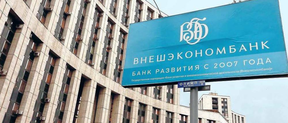 Die Vneshekonombank (VEB), die zu sowjetischen Zeiten für den Außenhandel und die Devisenbewirtschaftung zuständig war, operiert seit 2007 als staatliche Entwicklungsbank und finanziert mit einem Bilanzvolumen von umgerechnet rund 100 Milliarden Dollar vor allem innovative Industrieunternehmen, Exporte sowie staatliche Infrastrukturprojekte – ähnlich wie die deutsche Staatsbank KfW, mit der sie über zahlreiche Projekte und Kredite im Umfang von 500 Millionen Euro verbunden ist. Foto: promo