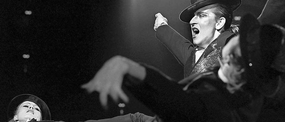 Steve Strange von der Band Visage ("Fade To Grey") bei einem Auftritt in der Westfalenhalle Dortmund 1981.
