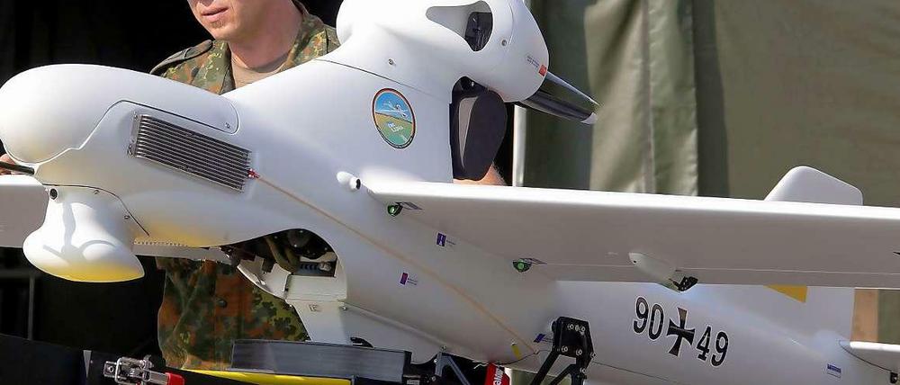 Eine Bundeswehrdrohne, Typ "Luna".