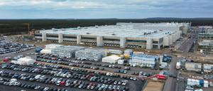 Blick auf die Baustelle Anfang Januar 2022. Elon Musk hatte den Bau der Gigafactory im November 2019 verkündet, 2020 war Baubeginn.