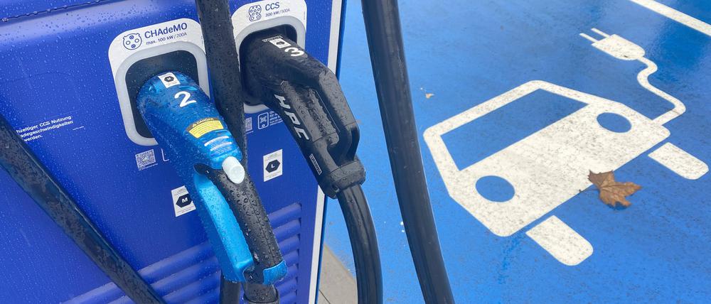 Wer ein reines Elektroahrzeug benutzt, kann seine Minderungsquote für Treibhausgase verkaufen.