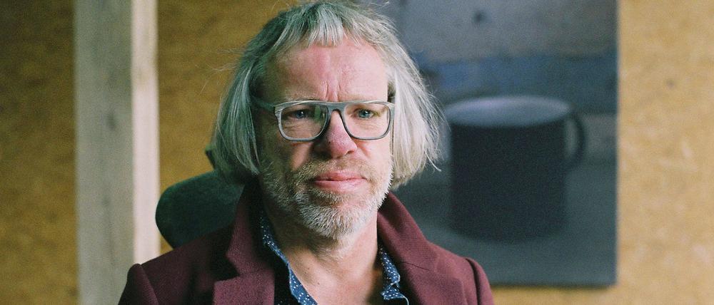 Zu Hause in Schöneberg. Der Fotograf Bertolt Prächt.