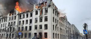 Ein zerstörtes Gebäude in Charkiw.