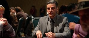 Kriegsveteran Bill Tell (Oscar Isaac) versucht am Pokertisch, seine Dämonen in den Griff zu kriegen.