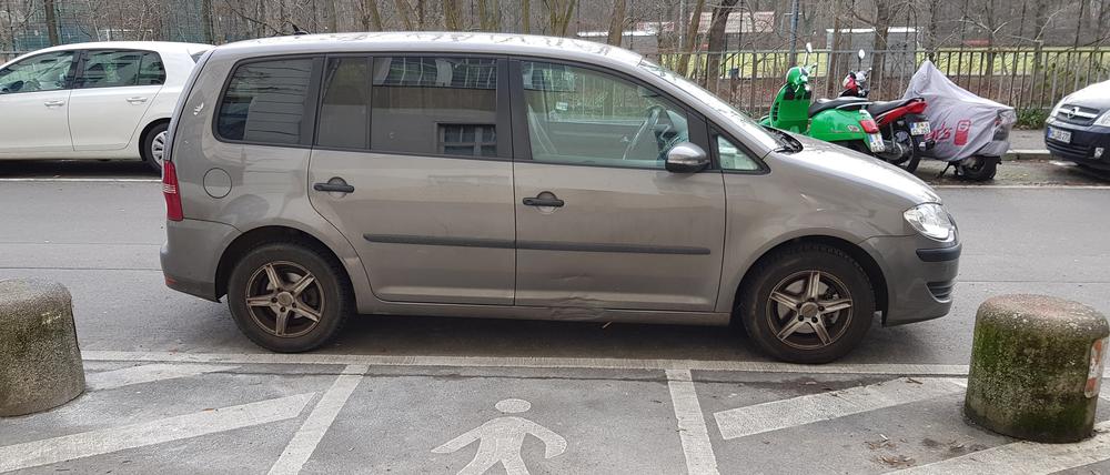 Wer so parkt, geht wohl davon aus, dass ihn niemand erwischt.