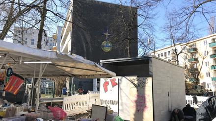 Zwischen Markt und Kirche. Das Toilettenhäuschen an der Crellestraße
