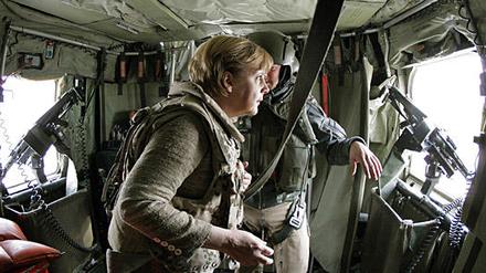 171559_3_071103_merkel_dpa.jpg