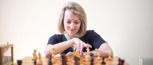 Elisabeth Pähtz spielt Schach seit sie klein ist und galt früh als Wunderkind.
