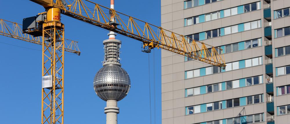 Bauen wird teurer - die Immobilienpreise deshalb wohl auch. 