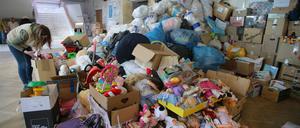 Ein Lager für humanitäre Hilfe in der Ukraine.