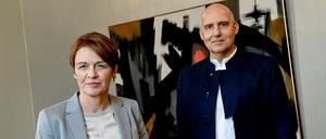 Dem Tod ins Auge geschaut.  Elke Büdenbender, Juristin und Frau des Bundespräsidenten, und Eckhard Nagel, Transplantationsmediziner, Philosoph und Theologe, haben ein Buch über das Leben und das Sterben geschrieben. 