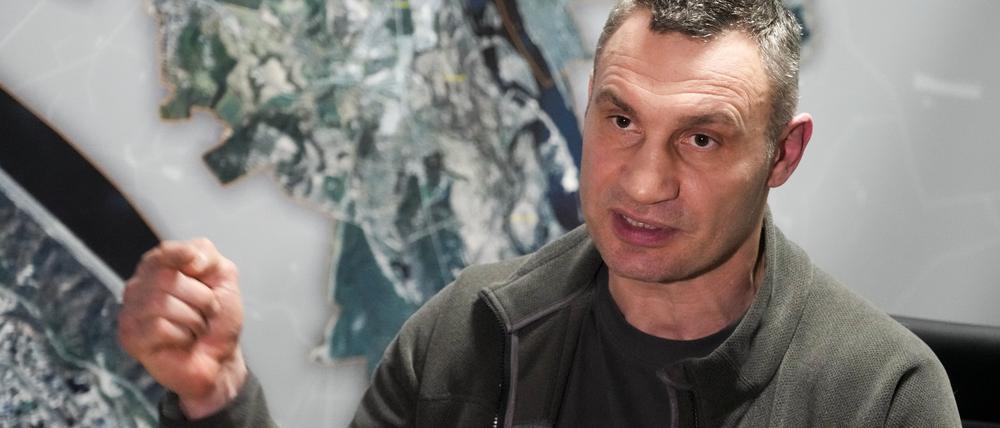 Vitali Klitschko während eines Interviews mit der Associated Press am 27. Februar in seinem Büro im Kiewer Rathaus.