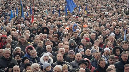 „Maidan“ Ukraine Krieg Film von Sergei Loznitsa © Szene aus Sergei Loznitsas Dokumentarfilm „Maidan“.  