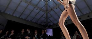 9. Castilla y Leon-Modenschau - Luchina-Lizetta