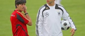 Vier-Augen-Gespräch von Ballack und Bundestrainer Löw