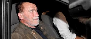 Der Schauspieler Arnold Schwarzenegger wurde in München vom Zoll festgesetzt – er soll eine Luxusuhr nicht angemeldet haben.