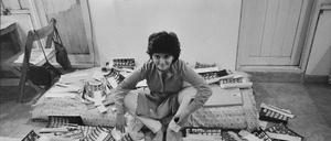 „Let’s see“: Dayanita Singh reaktiviert ihre Aufnahmen aus den 1980er Jahren, als sie noch Fotojournalistin war.