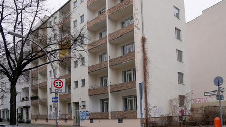 Dieses Haus an der Suarezstraße in Charlottenburg soll Neubauten weichen.