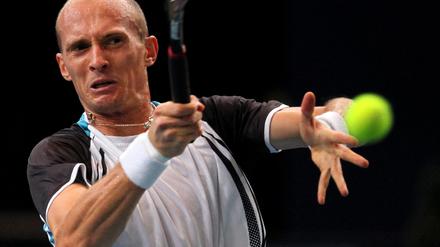 ATP-Masters Series in Paris - Nikolai Dawidenko