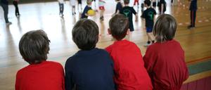 Wieder mal nicht ins Völkerball-Team gewählt. Damit müssen Kinder erst einmal klar kommen. 