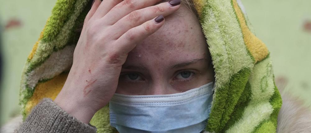 Der russische Angriff auf eine Geburtsklinik in Mariupol löste weltweit Entsetzen aus. Nach russischen Angaben war das Krankenhaus seit längerem von radikalen ukrainischen Militärs besetzt.