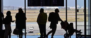 Mit der Eröffnung eines weiteren Terminals am Hauptstadtflughafen stellen sich die Betreiber auf etwa 17 Millionen Passagiere für 2022 ein.