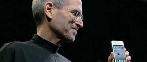 Apple-Chef Steve Jobs präsentiert das neue iPhone.