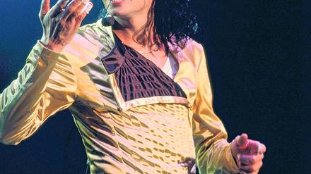 Als King of Pop wurde Michael Jackson, hier bei einem Konzert 1992, gefeiert.