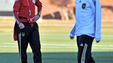 Bundestrainer Joachim Löw will Bastian Schweinsteiger nur einsetzen, wenn der richtig fit ist.