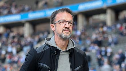 Fredi Bobic befindet sich mit Hertha BSC in einer schwierigen Lage. Sieben Spieltage vor Schluss liegen die Berliner auf dem Relegationsplatz.