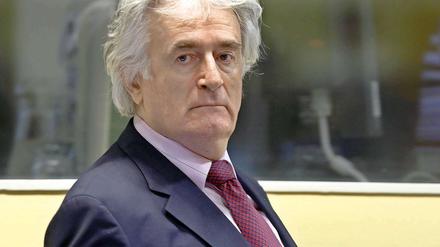 Radovan Karacic vor dem Kriegsverbrechertribunal.