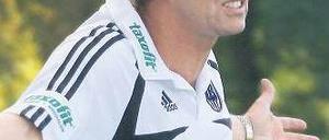 Alles muss raus. Dietmar Demuth hat den SV Babelsberg 03 auf seine ganz spezielle Art in die Dritte Liga geführt. 