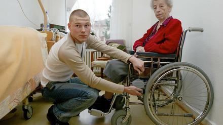 Mit der Wehrpflicht steht auch der Zivildienst auf der Kippe.