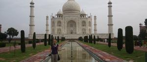 Am Taj Mahal.